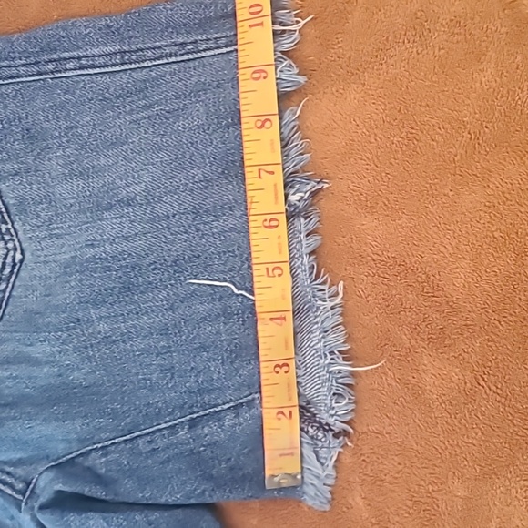 Free People Medium Wash Blue Button Fly High Rise Baggy Shorts Women's Size 4 - Picture 9 of 12